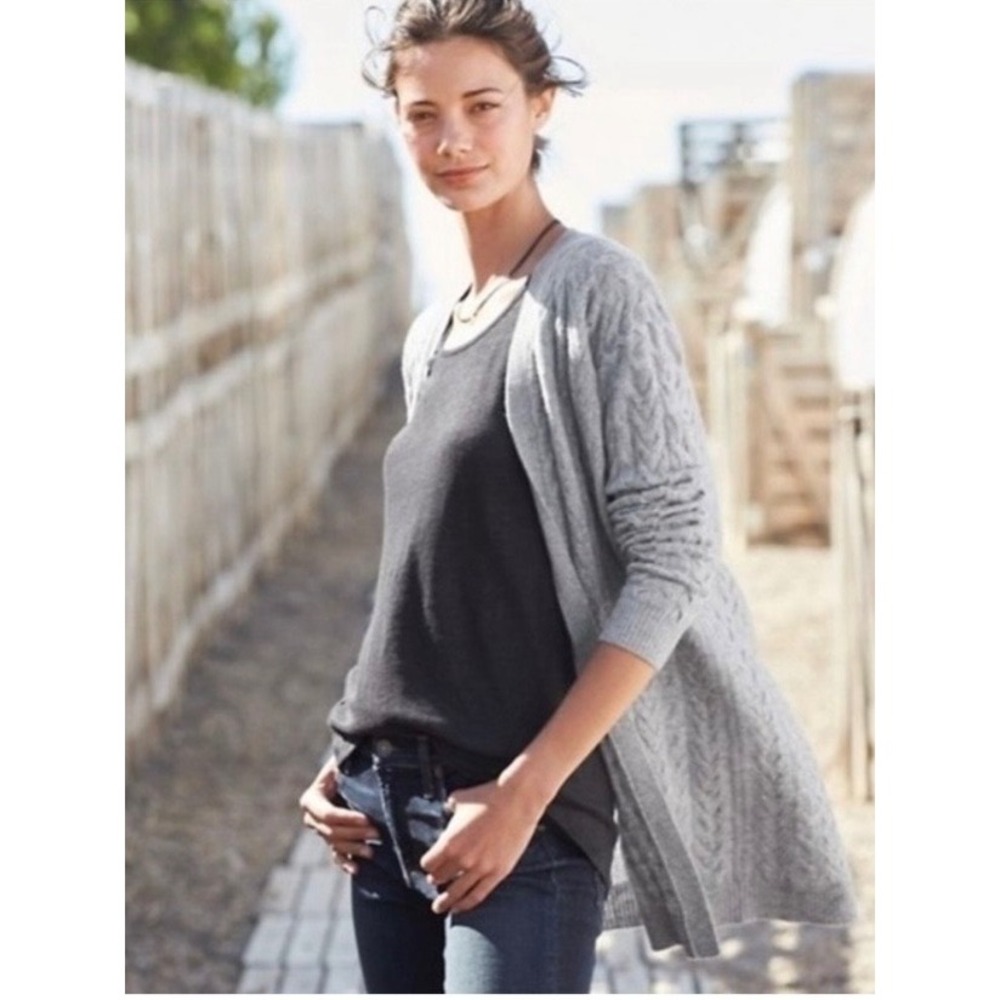 J. Jill Cardigan M Gray Excellent 100% Cashmere Open Front Cable Knit Old Money